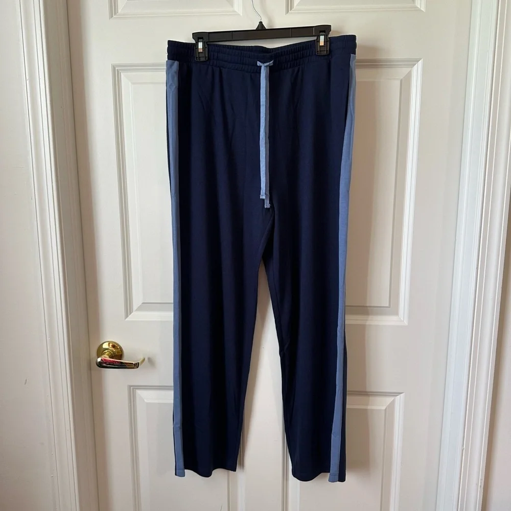 Nautica Navy Blue Long Sleeve and Pant Pajama Set Size L